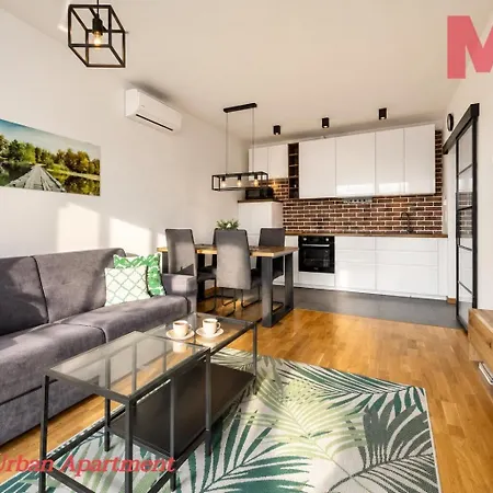 Апартаменти Mye - Arkadia Urban - Free Parking, Balcony, Ac, Fv Варшава